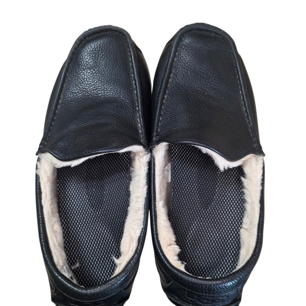 UGG Ascot Mens 12 Black Leather Shearling Lined Moccasin Slippers 5379E - Picture 15 of 16